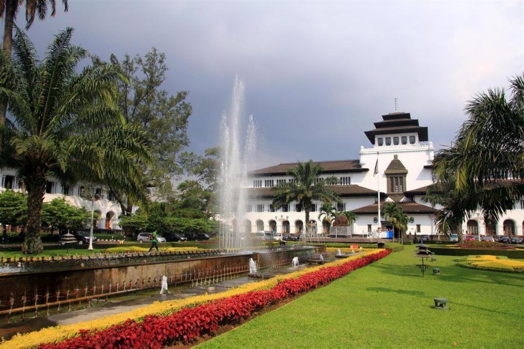 D'Primahotel Bandung Eksteriør billede